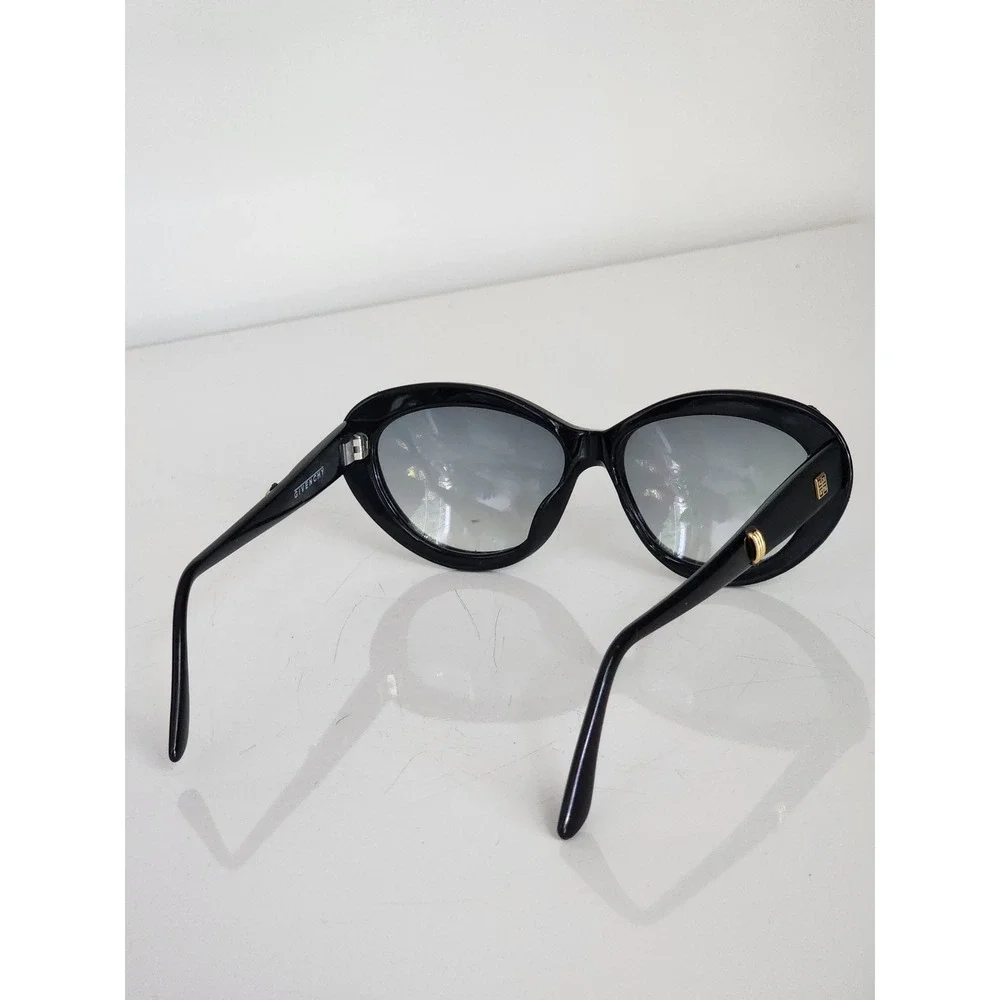 Givenchy Vintage Sunglasses Black Gold 142-BLK Oval Cat Eye Womens
